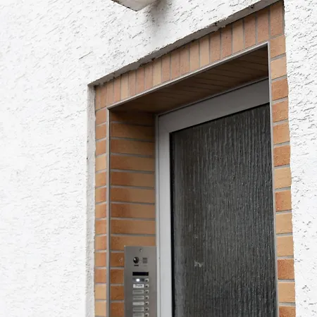 Charmante 1-zimmer-wohnung In Mit Kueche & Kostenlosen Parkplaetzen Koblenc